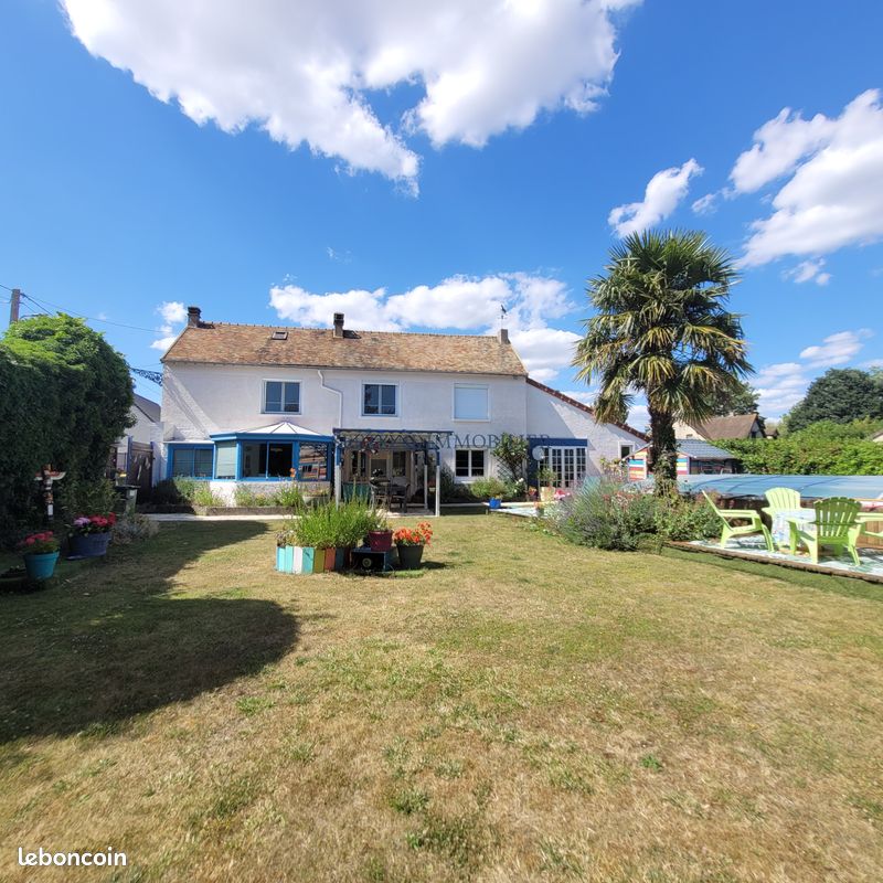 Maison 7 pièces 155 m² · à Orgerus · 155 m² · 375 000 €