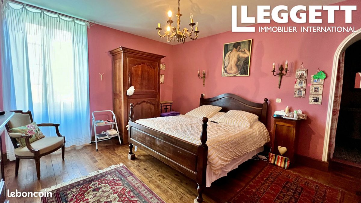 Maison 13 pièces 278 m² - Cognac 16100 (image principale 5)
