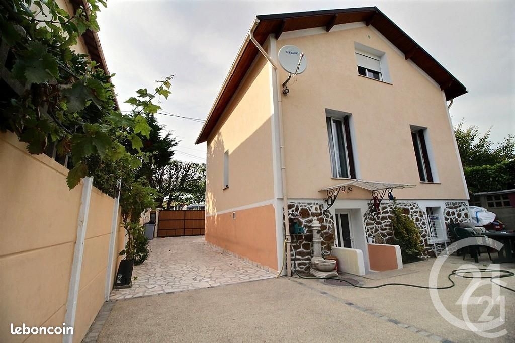 Maison 9 pièces 111 m² · à Aulnay-sous-Bois · 111 m² · 589 000 €