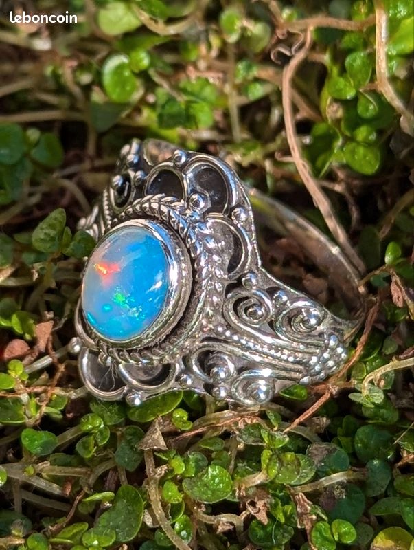 Bague en Opale et Argent Montres Bijoux