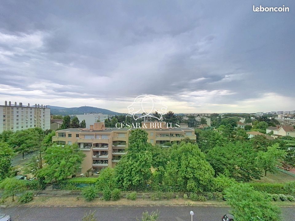 Appartement 4 pièces 102 m² · à Caluire-Et-Cuire · 102 m² · 370 000 €