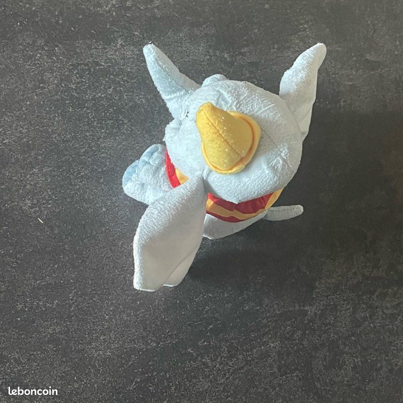 Peluche éléphant Dumbo (image 5)