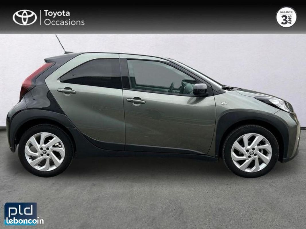 Toyota Aygo X 1.0 VVT-i 72ch Design S-CVT (image 8)