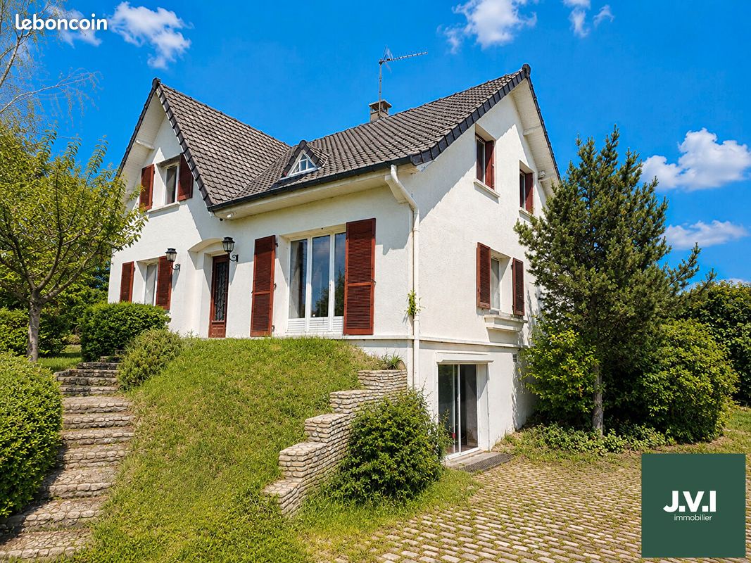 Maison 7 pièces 218 m² · à Montmorency · 218 m² · 650 000 €