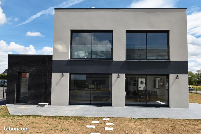 Propriété 4 pièces 85 m²