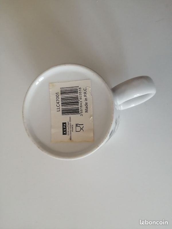 Grosse tasse/ tasse avec ours. Blanc rose et noir/gris. Parfait état (image 8)