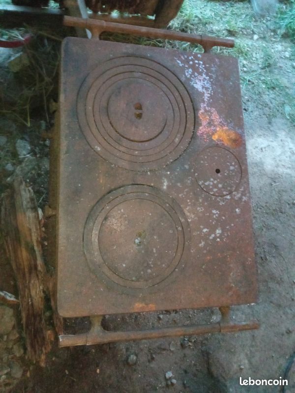 Cuisinière à bois en fonte (image 3)
