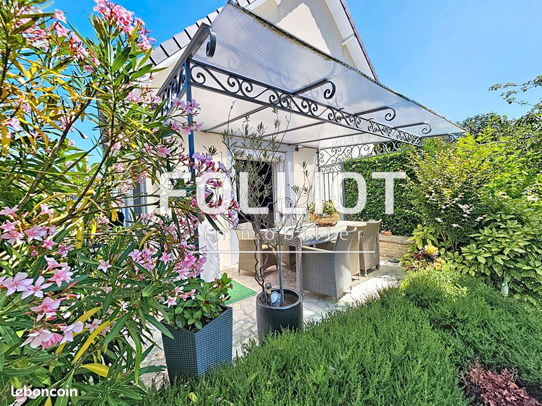 Maison 6 pièces 121 m² · à Douvres-la-Délivrande · 121 m² · 414 900 €