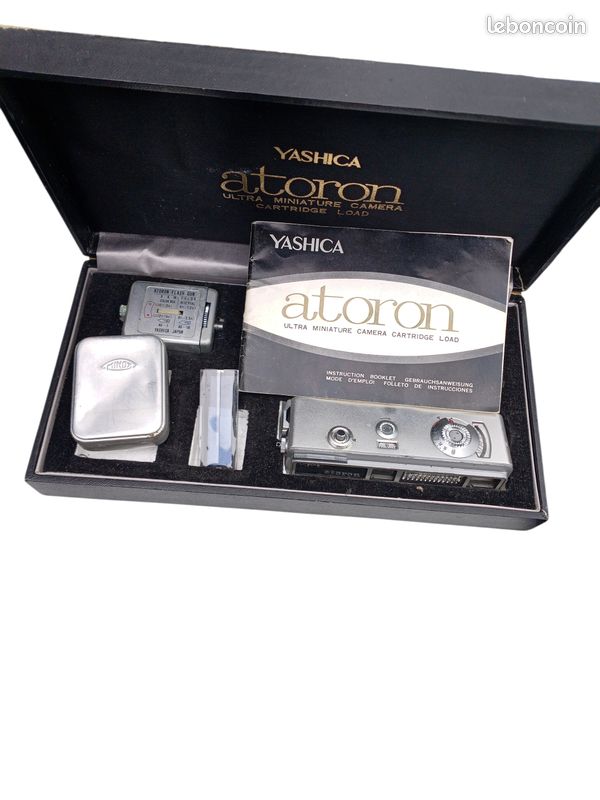 YASHICA ATORON ULTRA MINIATURE CAMERA CARTRIDGE LOAD WITH BULBS-AS IS