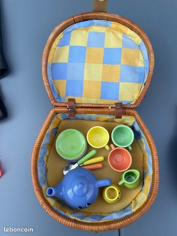 1 BROC 3 TASSES DINETTE PORCELAINE PARIS XIXe LOUIS PHILIPPE réf