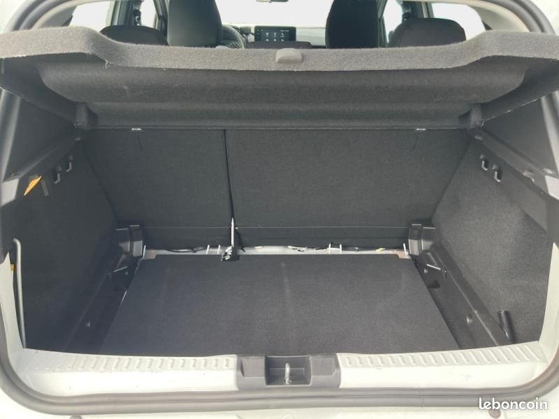 Dacia Sandero 1.0 TCe 90ch Stepway Extreme -24 (image 9)