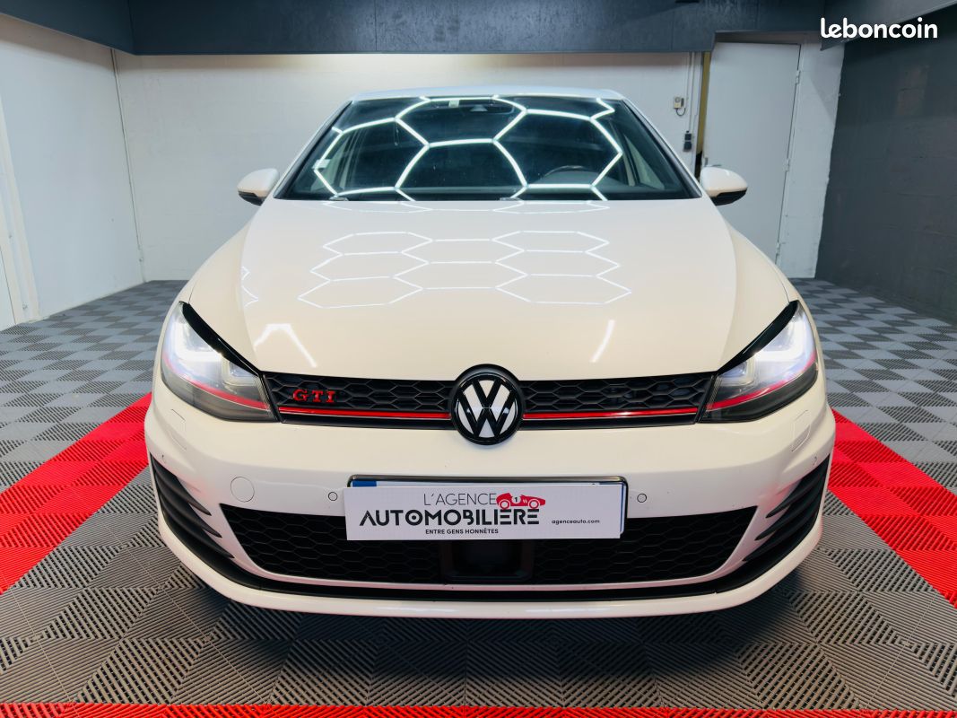 VOLKSWAGEN Golf VII 7 GTI Performance 230 DSG – Origine France – Carnet complet – 3 ième main (image 2)