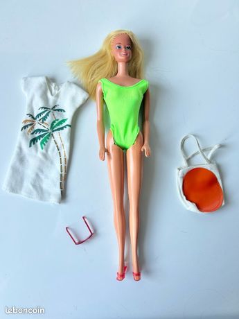 213 PANINI ALBUM BARBIE 1977 MATTEL POUPEE