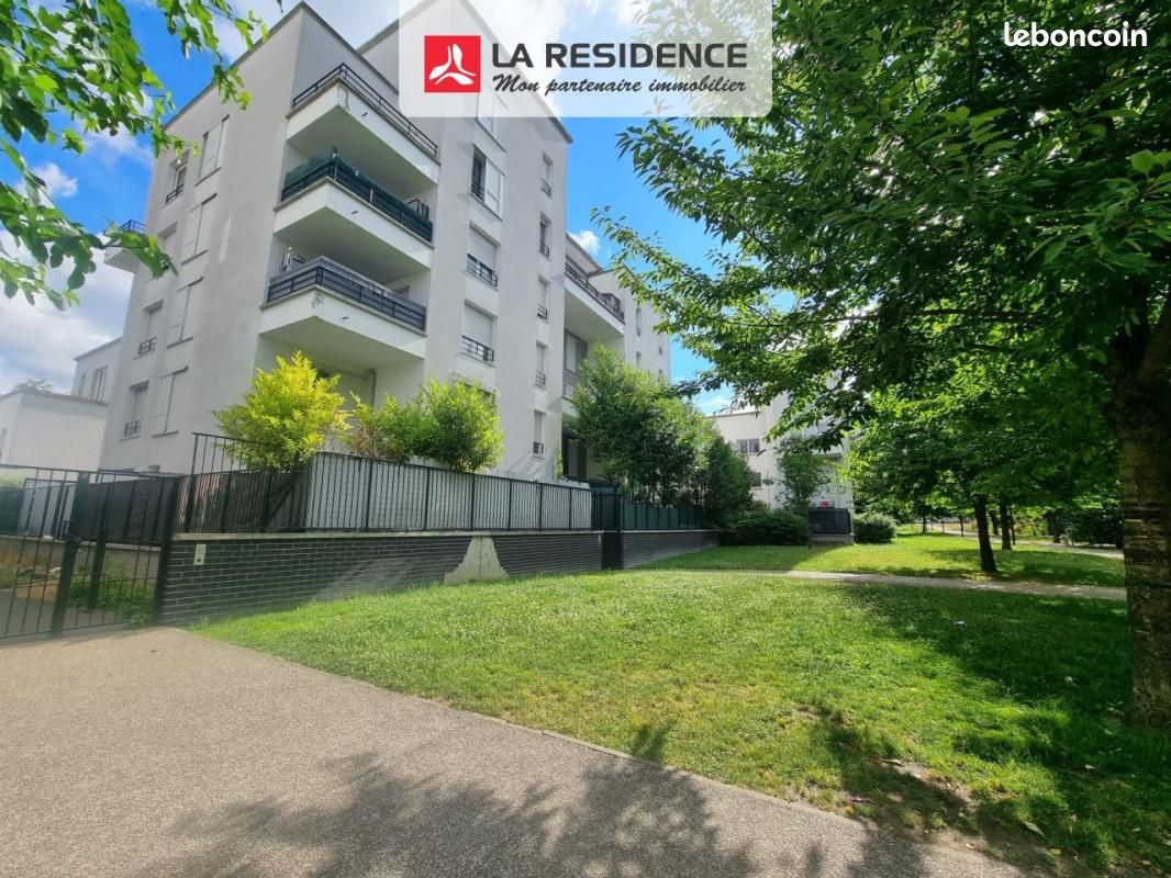 Appartement 3 pièces 55 m² · à Stains · 55 m² · 175 000 €