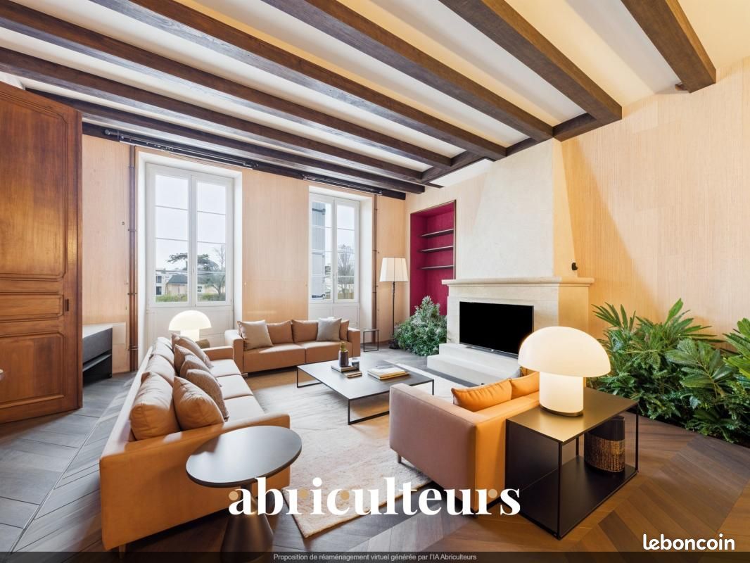 Maison 10 pièces 350 m² · à Jarnac · 350 m² · 262 000 €