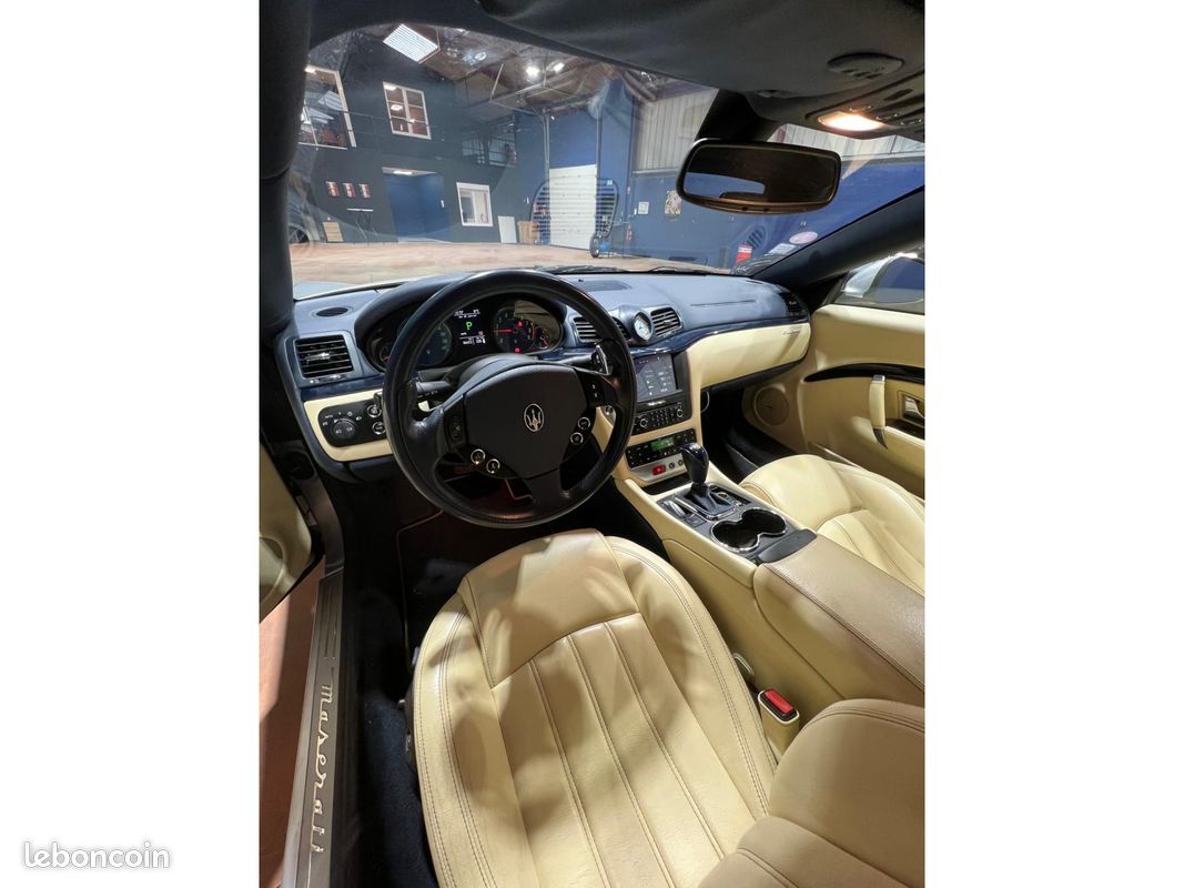 MASERATI GRANCABRIO 4.7i V8 - 440 - BVA CABRIOLET - Garantie 12 mois (image 7)