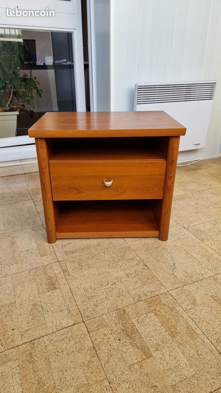 2 tables de chevet (image 1)