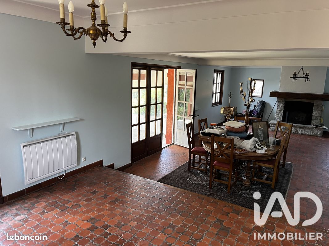 Maison 7 pièces 209 m² (image 19)