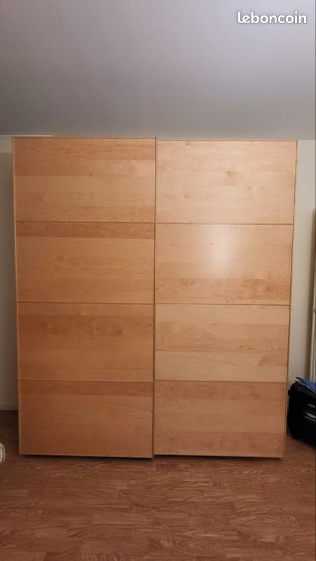 Armoire mehamn ikea bois clair 2 portes coulissante 200/236/66 prix 180 (image 1)