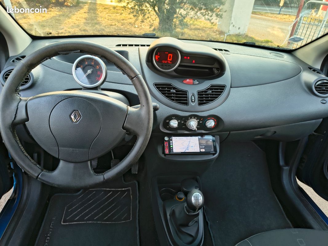 Twingo 2 75cv clim Android auto (image 3)