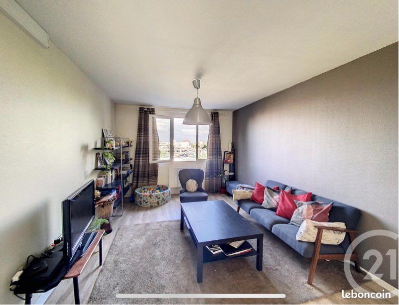 Appartement 4 pièces 74 m² · à Clermont-Ferrand · 74 m² · 850 €