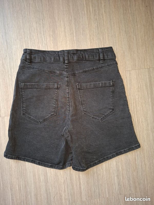 Haut MC + Short femme 36 (image 3)
