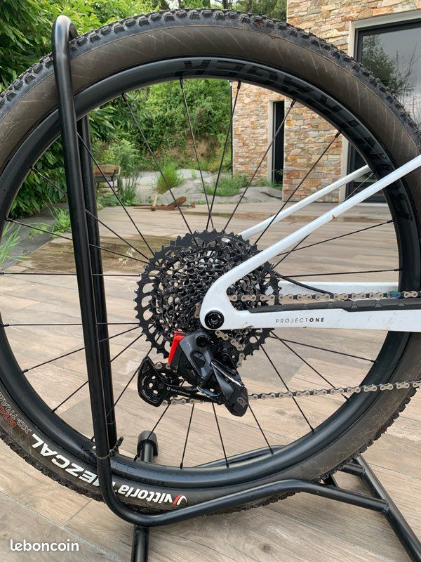 Trek supercaliber 9.8 AXS (image 4)