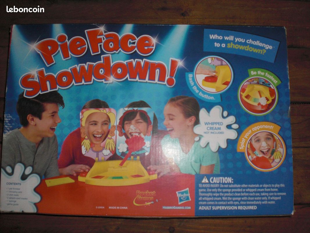 Jeu "Face Showdown" (image 3)