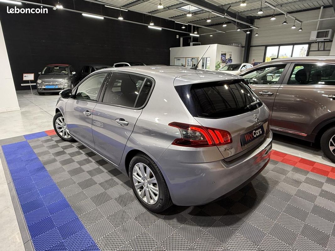 Peugeot 308 1.2 puretech 110 style start-stop (image 21)