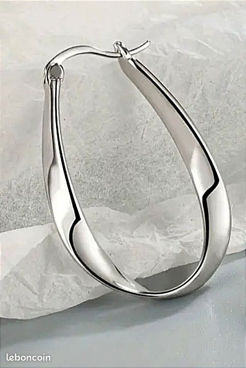 TRÈS BELLES CRÉOLES ONDULÉES. 3,21 CM de LONG. PRIX NÉGOCIABLE (image 3)