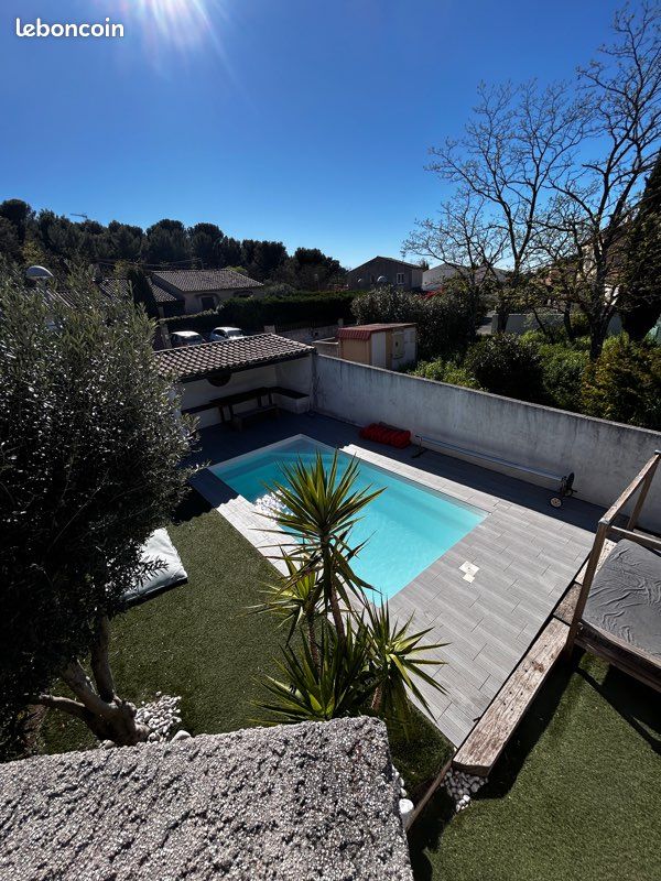 Maison 8 pièces 180 m² · aux Pennes-Mirabeau · 180 m² · 565 000 €