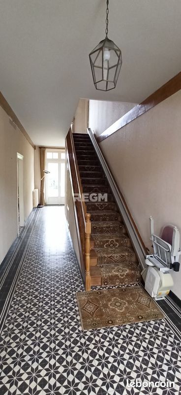 Maison 8 pièces 229 m² (image 2)