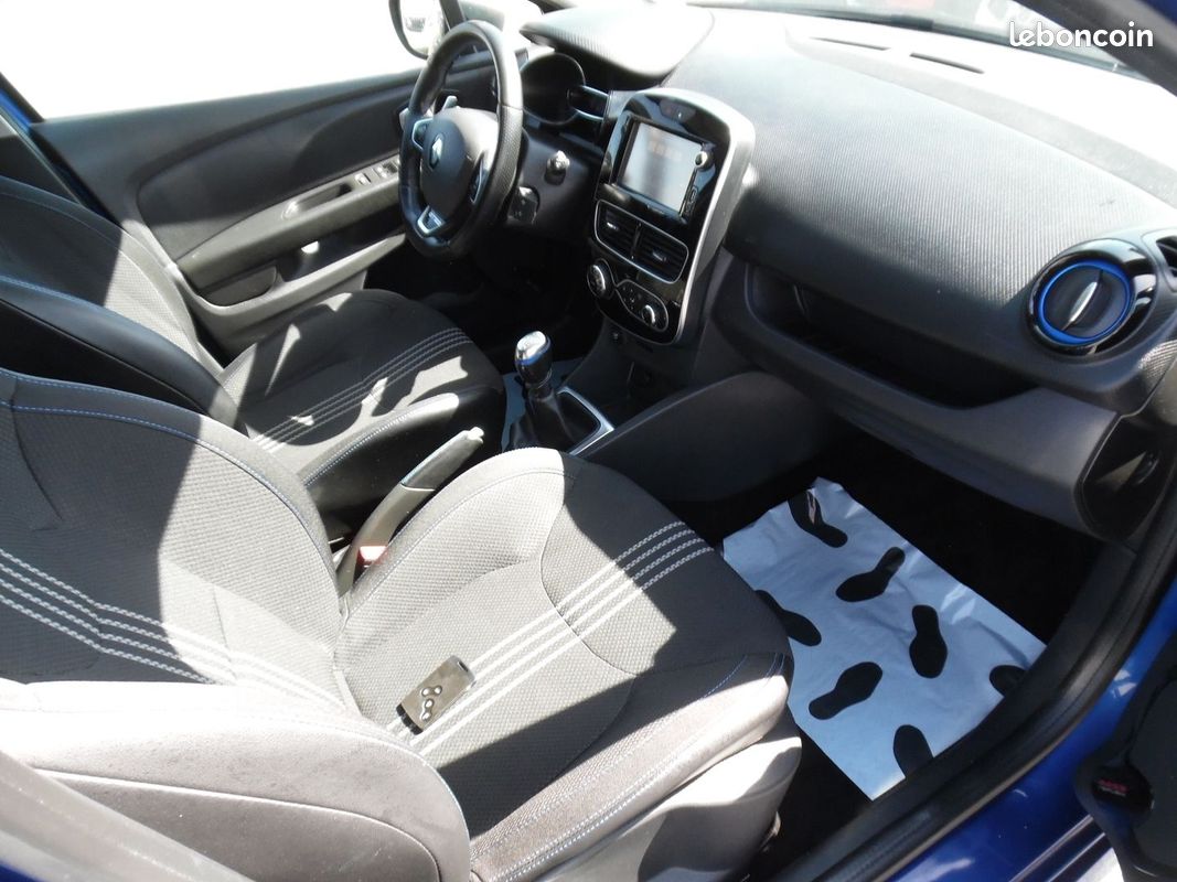 Renault CLIO IV ESTATE 1.5 DCI 110CH ENERGY INTENS (image 13)