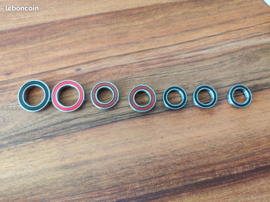 Lot de 7 roulements à contacts obliques ENDURO BEARINGS (quasi neufs) (image 1)