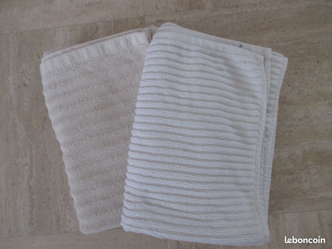 Serviettes de bain 70x128 cm en coton éponge (image 2)