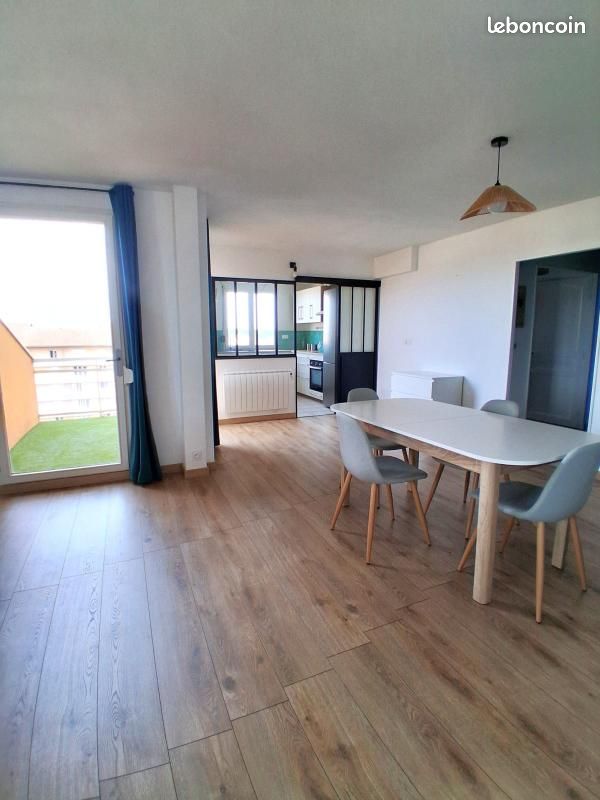 Appartement 3 pièces 88 m² · à Villefranche-sur-Saône · 88 m² · 1 000 €/mois