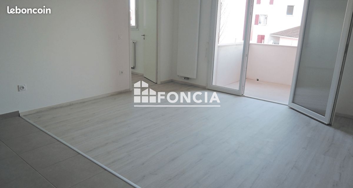 Appartement 2 pièces 42 m² · à Villefranque · 42 m² · 552 €/mois