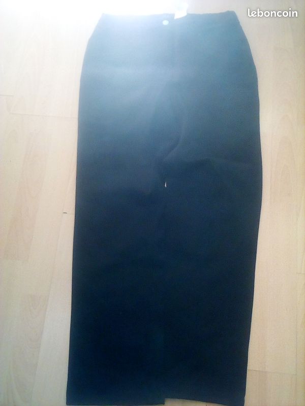 Pantalon Taille 46 (image 1)