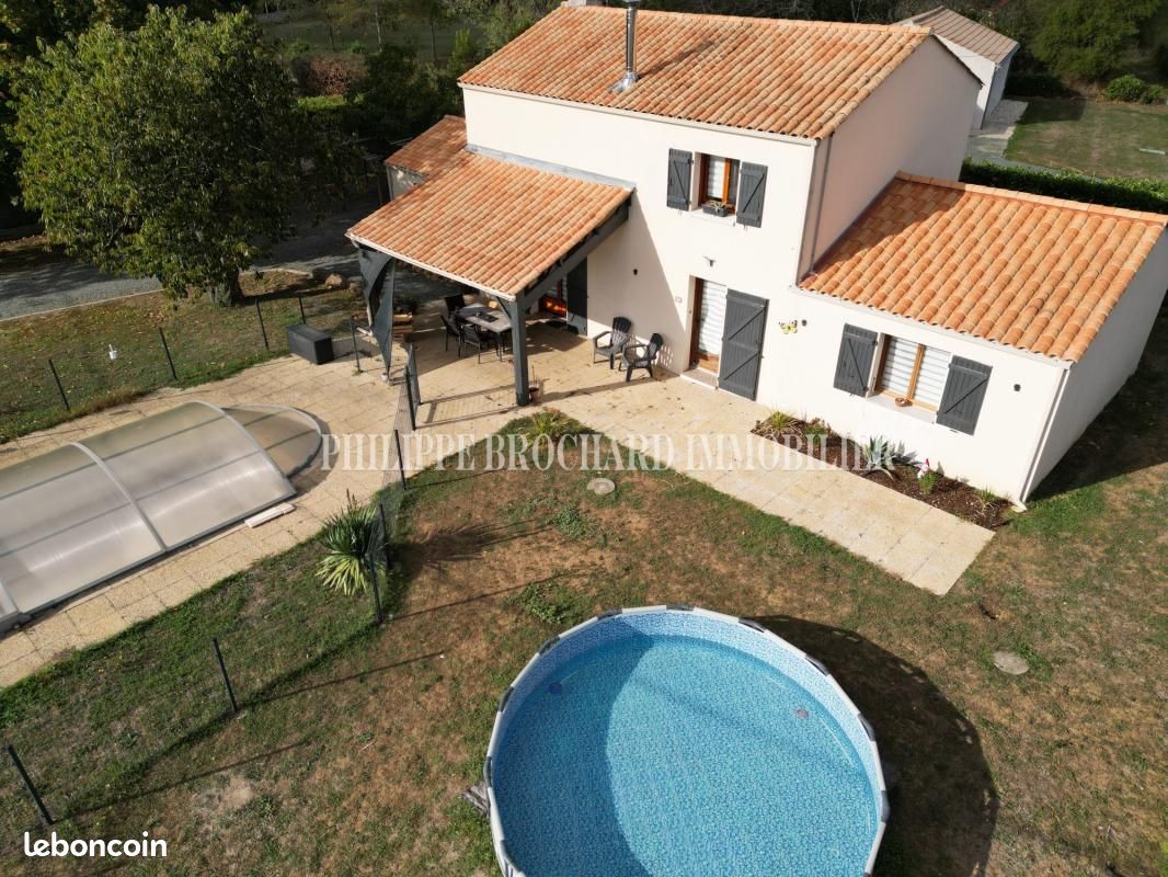 Maison 5 pièces 107 m² · à Moutiers-sur-le-Lay · 107 m² · 253 101 €