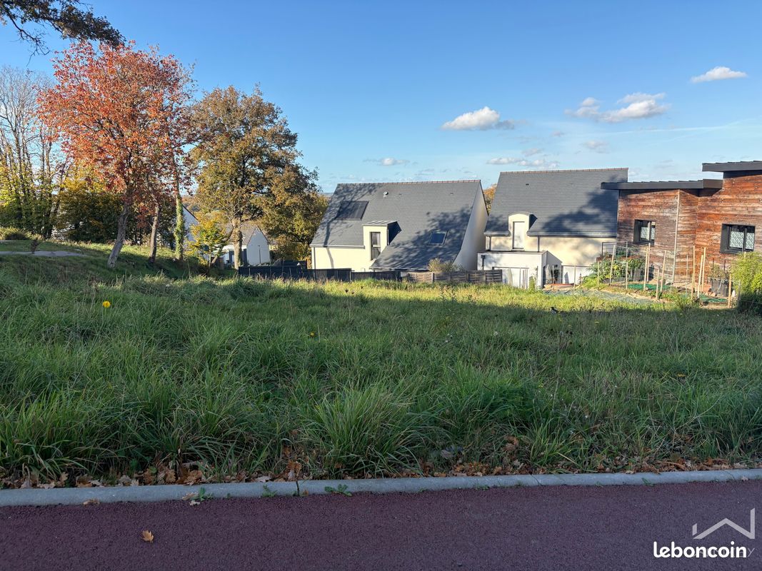 Terrain 405 m² · à Montfort-sur-Meu · 405 m² · 89 900 €