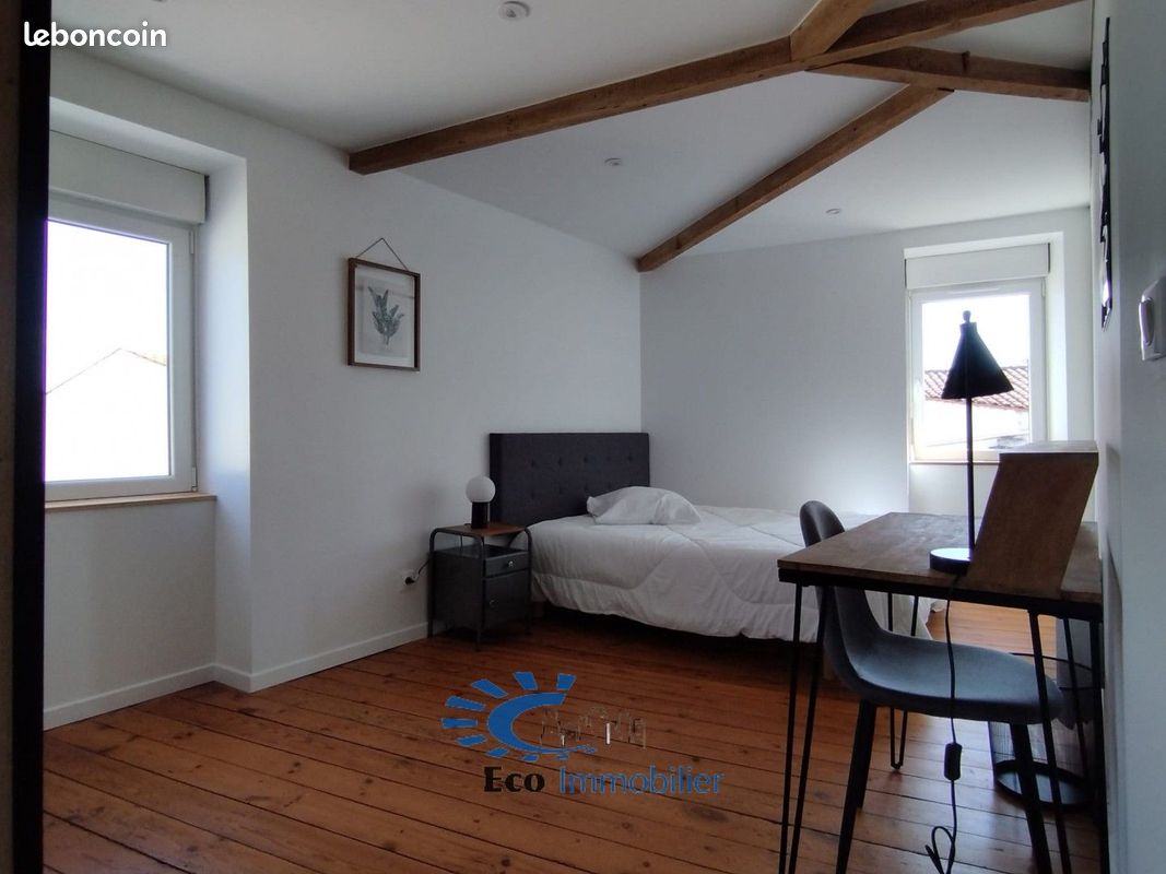 Appartement 1 pièce 12 m² · à Saint-Rogatien · 12 m² · 480 €