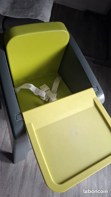 Chaise haute (image 2)