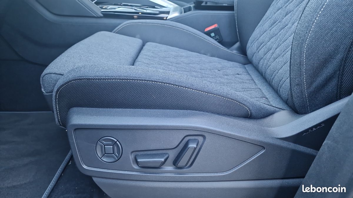 AUDI Q5 TFSI 204 ch Hybride S tronic 7 S line (image 6)