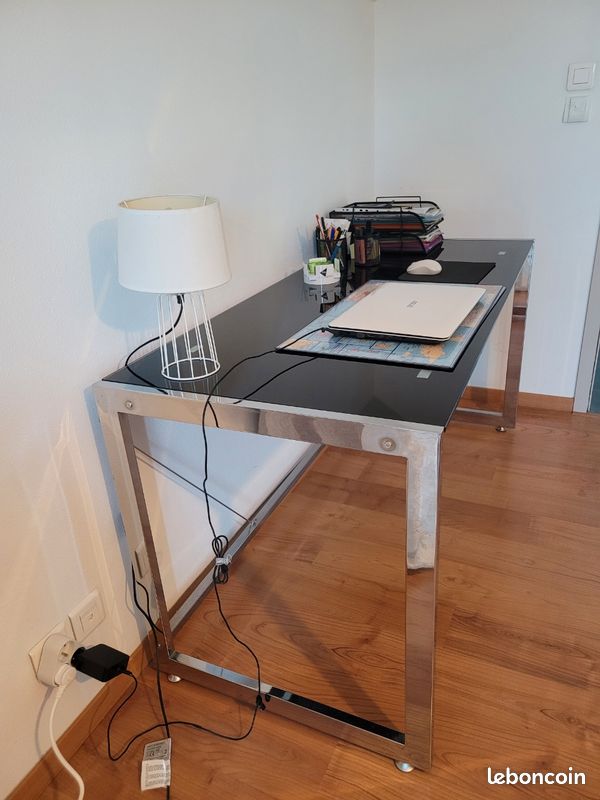 Bureau en metal et en verre noir (image 2)