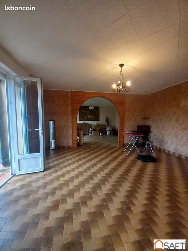 Maison 6 pièces 118 m² - Bressuire 79300 (image principale 6)