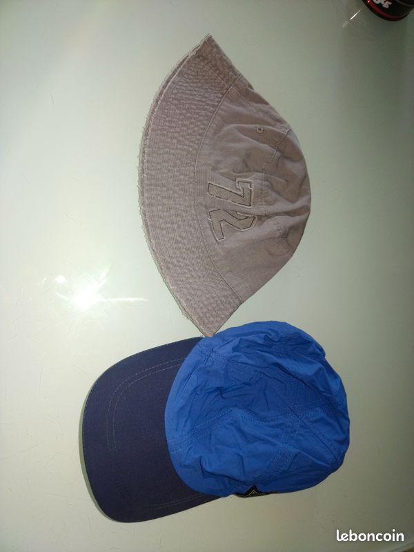 Lot un casquette et un chapeau pour enfant (image 1)