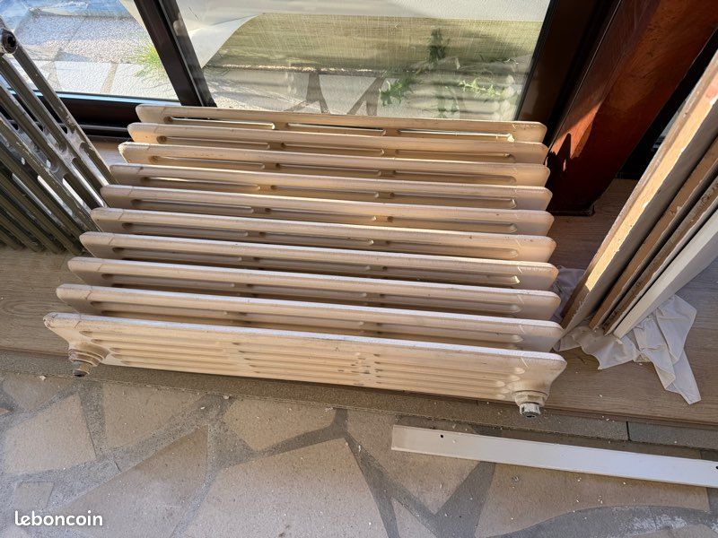 Radiateur fonte L56 H88 Ep22cm chauffage (image 1)