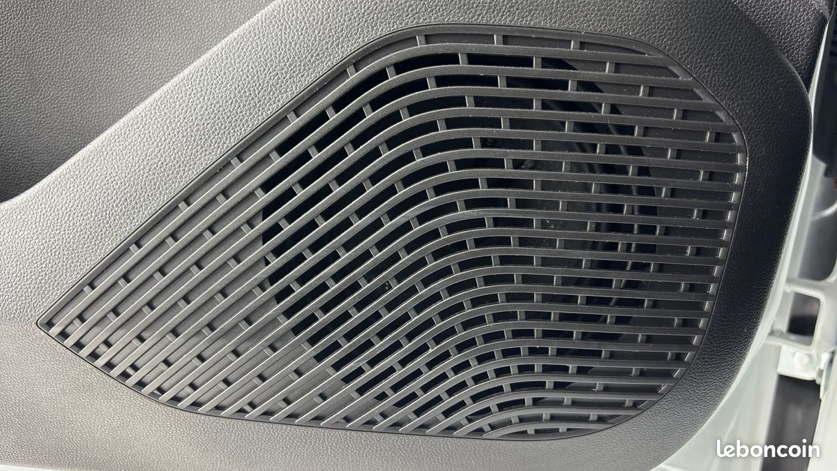 Renault captur eco g 100 ch techno (image 28)