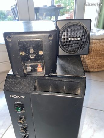 Sony SRS-XB100 review: A Bluetooth speaker made to tag along