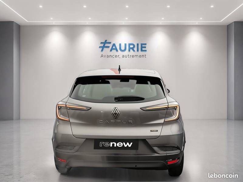 Renault Captur E-Tech full hybrid 145 ch Evolution (image 6)